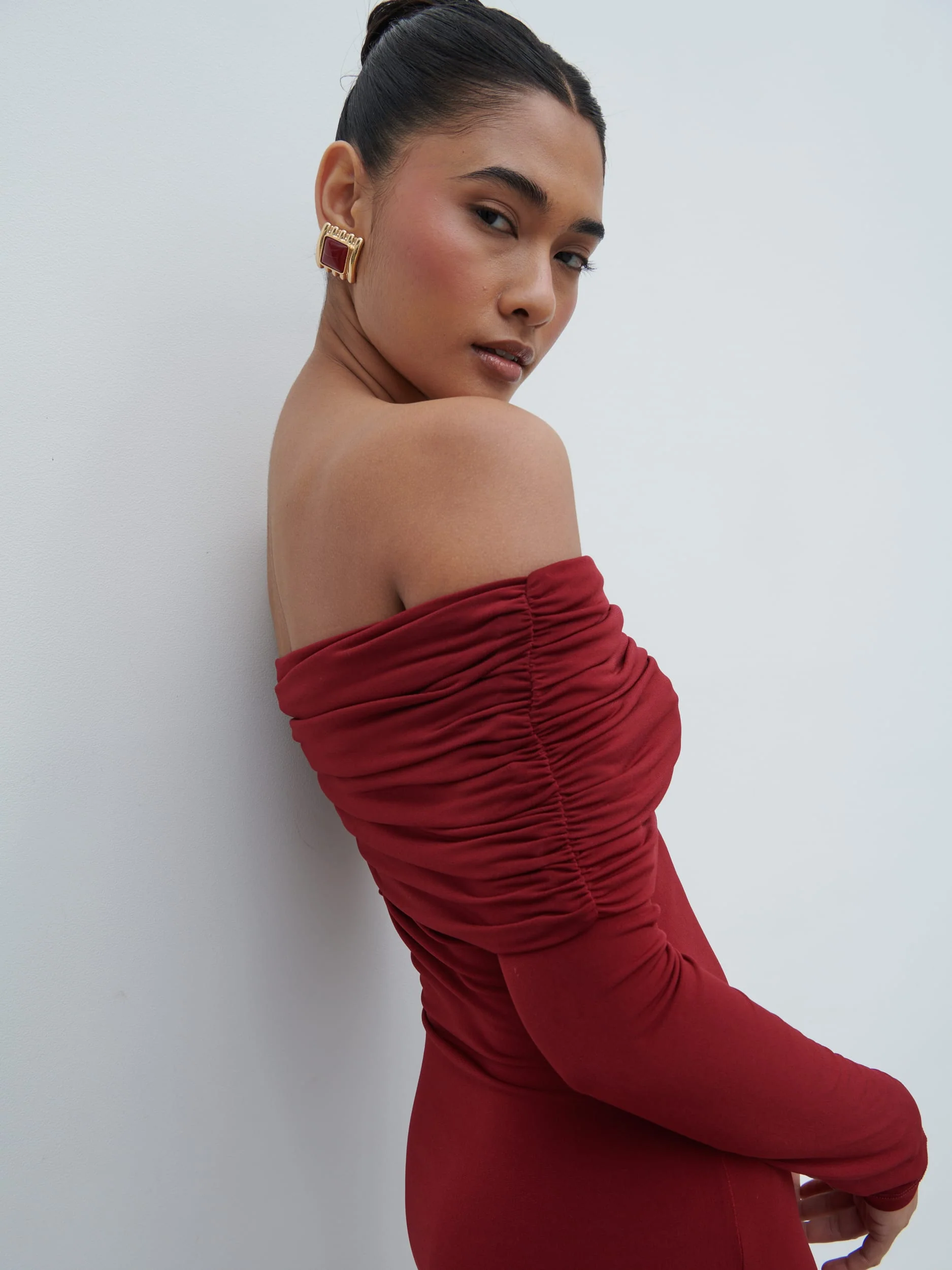 Perrie Bardot Jersey Maxi Dress - Burgundy - Image 2