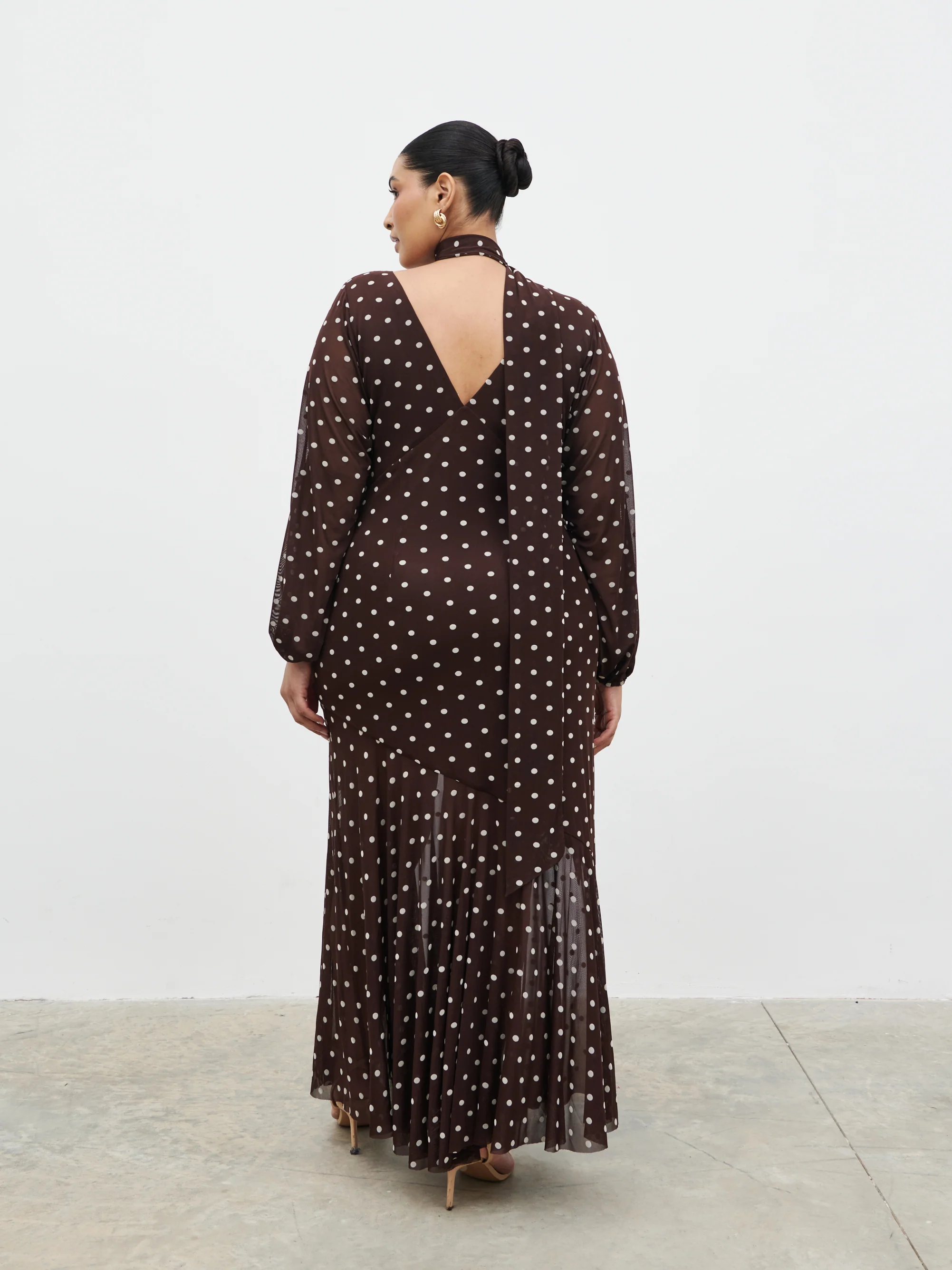 Petula Scarf Mesh Maxi Dress Curve - Brown and Cream Polkadot - Image 4