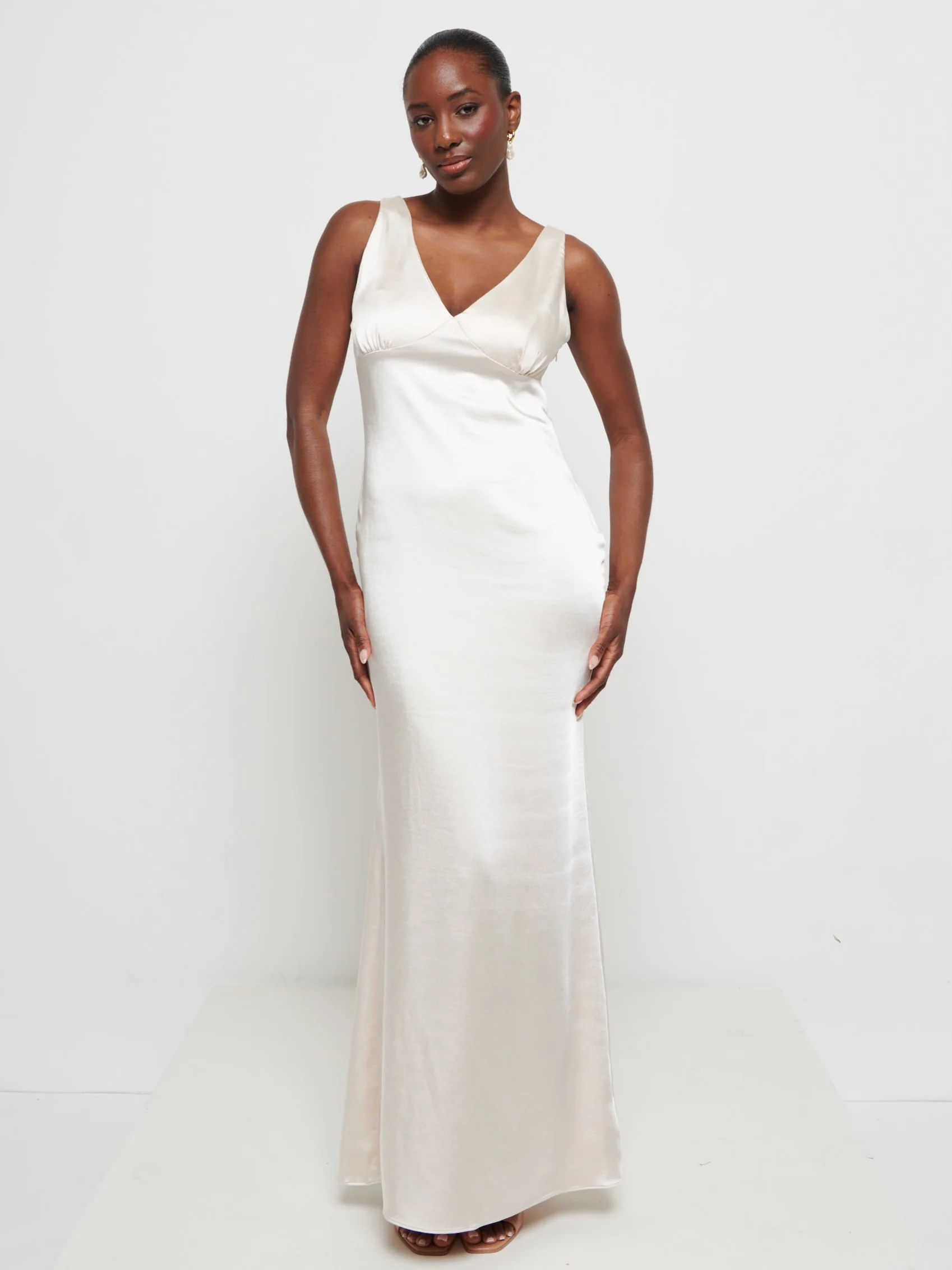 Piper Maxi Bridesmaid Dress - Matte Champagne - Image 3