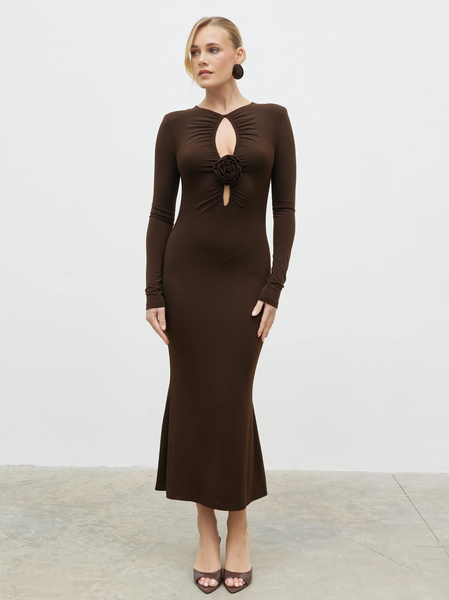 Ragan Corsage Jersey Midaxi Dress - Brown - Image 5