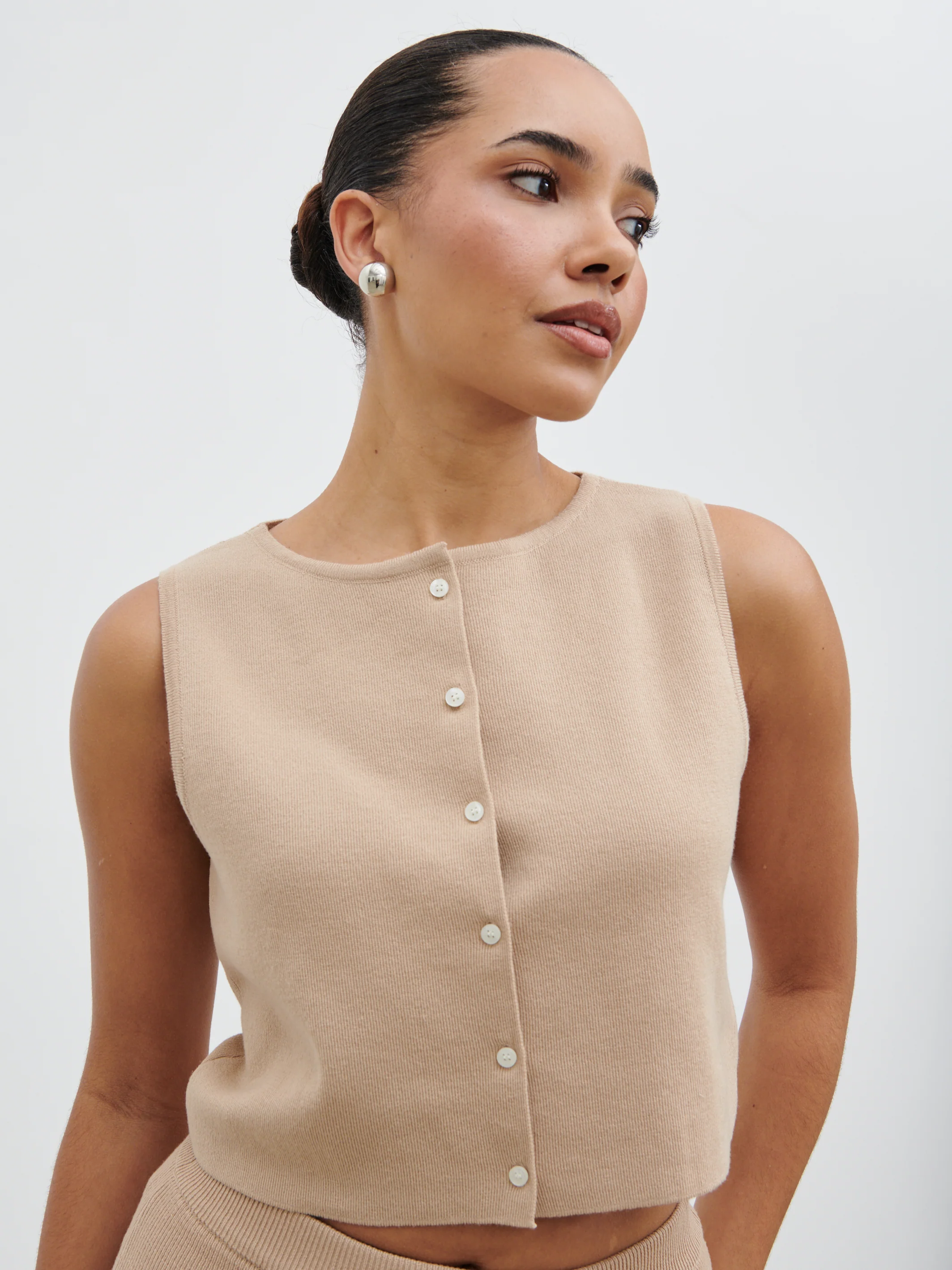 Reese Knit Waistcoat - Beige - Image 3
