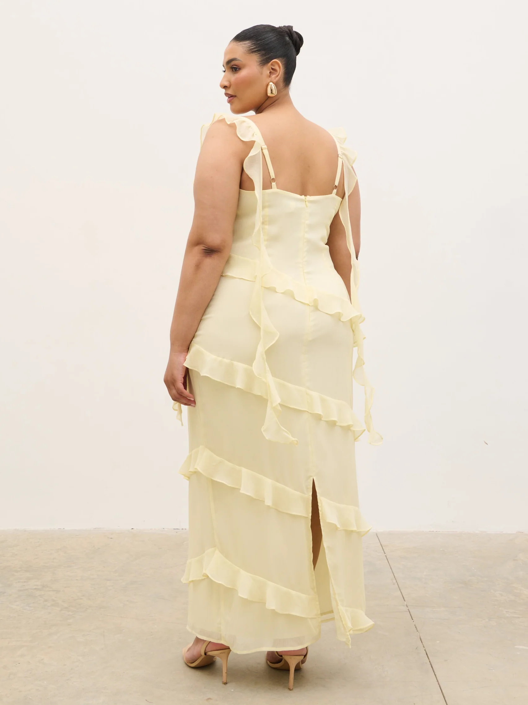 Rue Ruffle Maxi Dress Curve - Lemon - Image 3