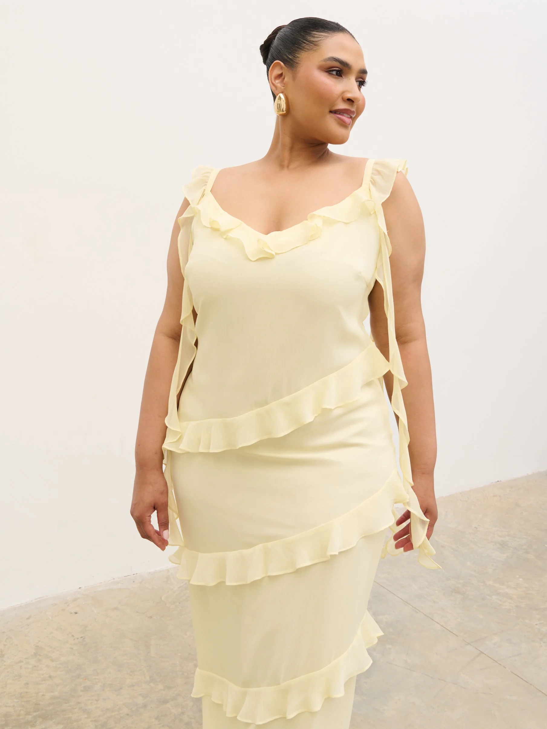 Rue Ruffle Maxi Dress Curve - Lemon - Image 4