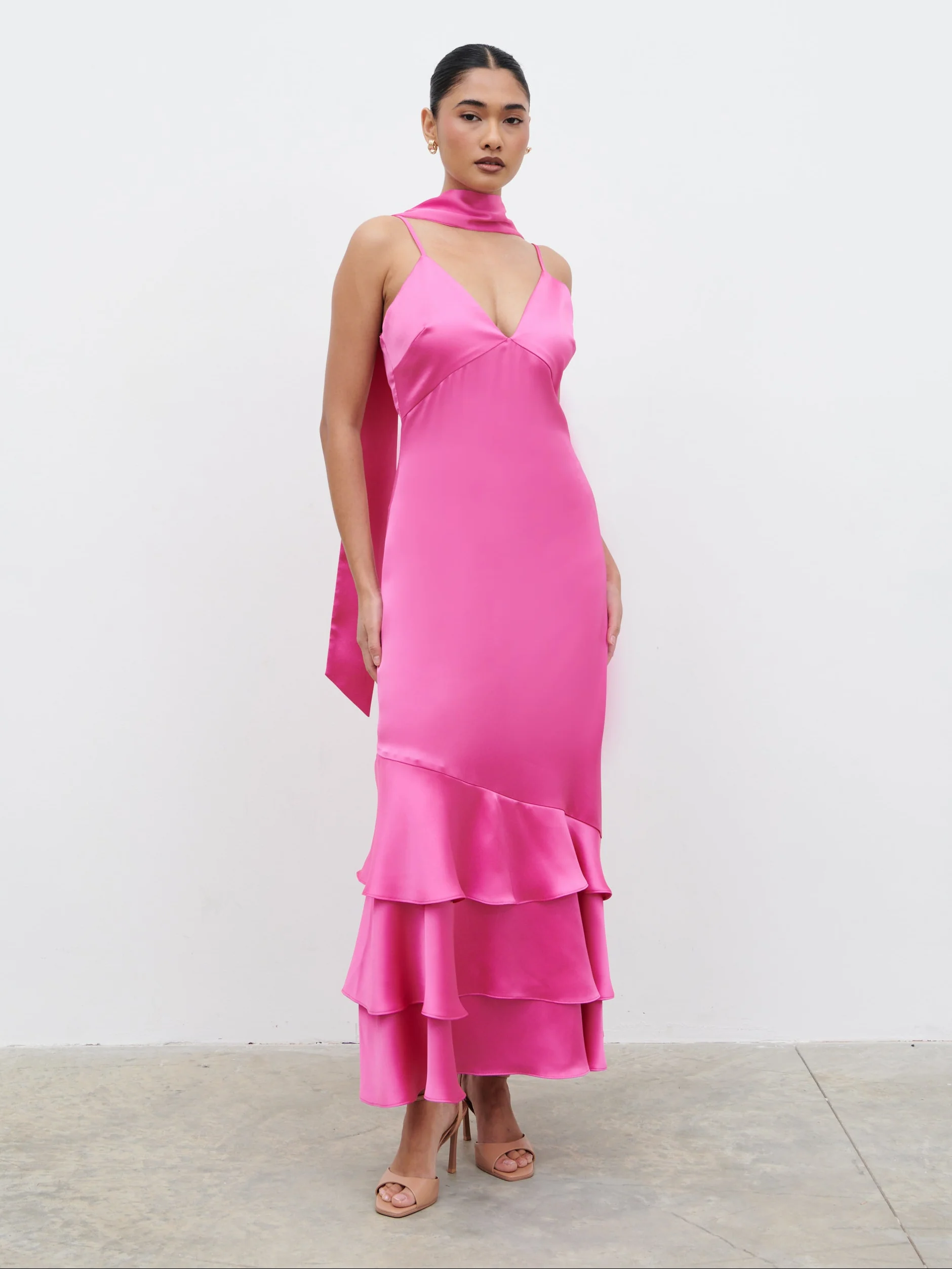 Serita V Neck Tiered Maxi Dress - Fuchsia Satin - Image 3