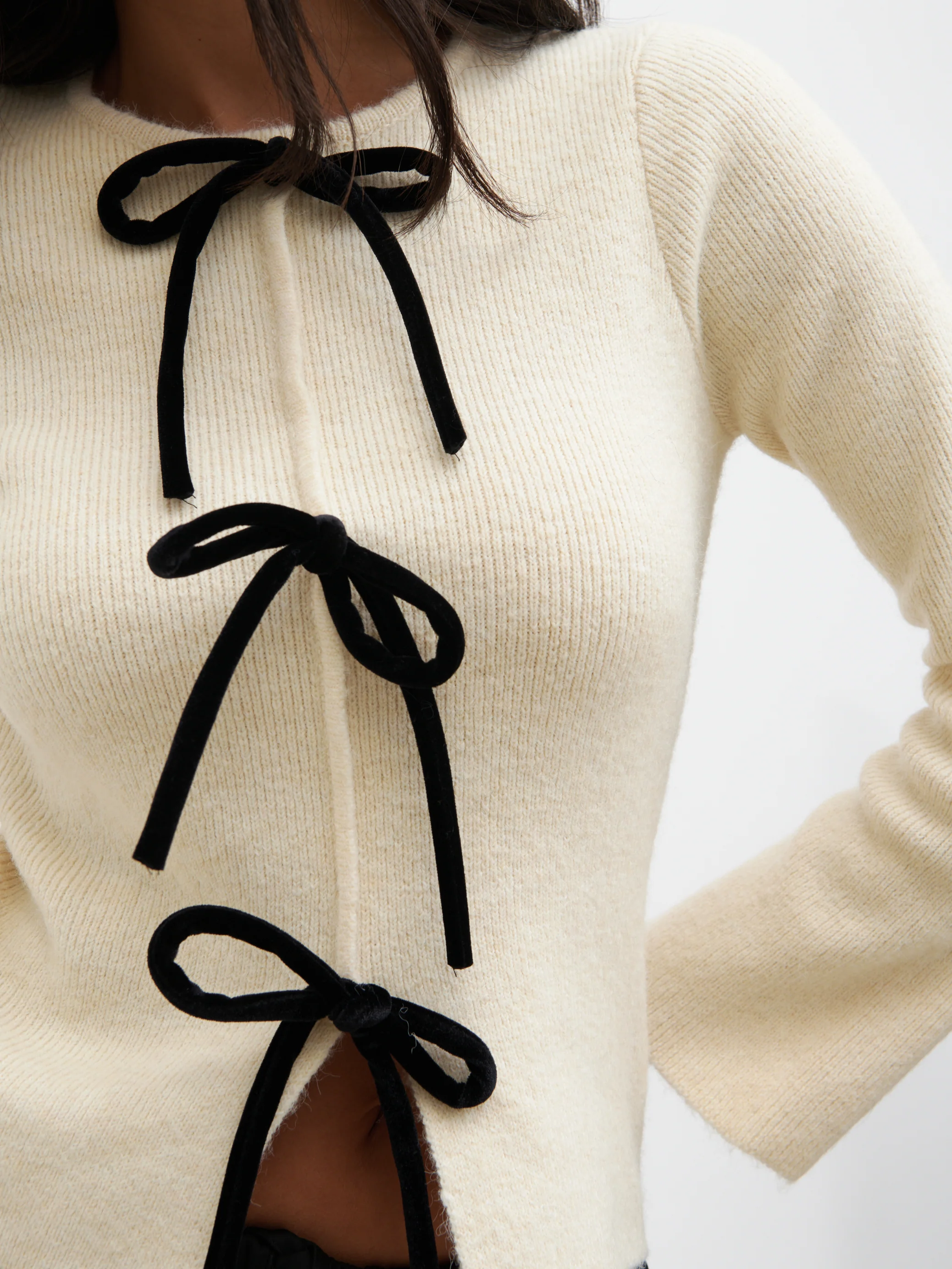 Sophia Bow Tie Front Knit Top - Cream and Black - Image 3