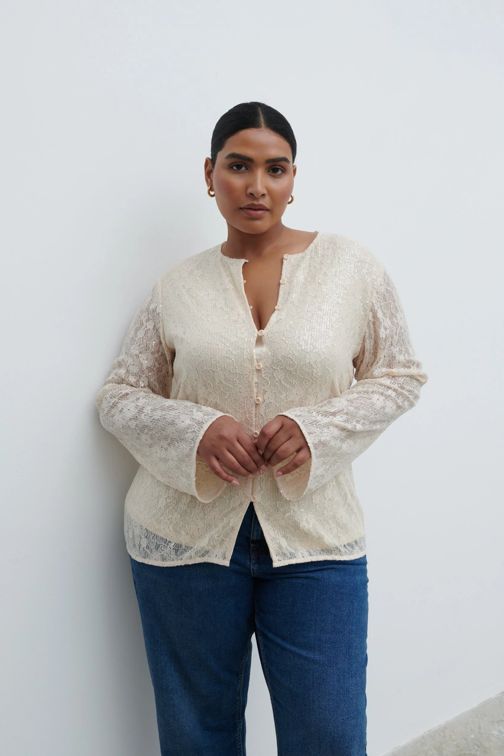 Tai Sequin Lace Cardigan Curve - Oyster - Image 6