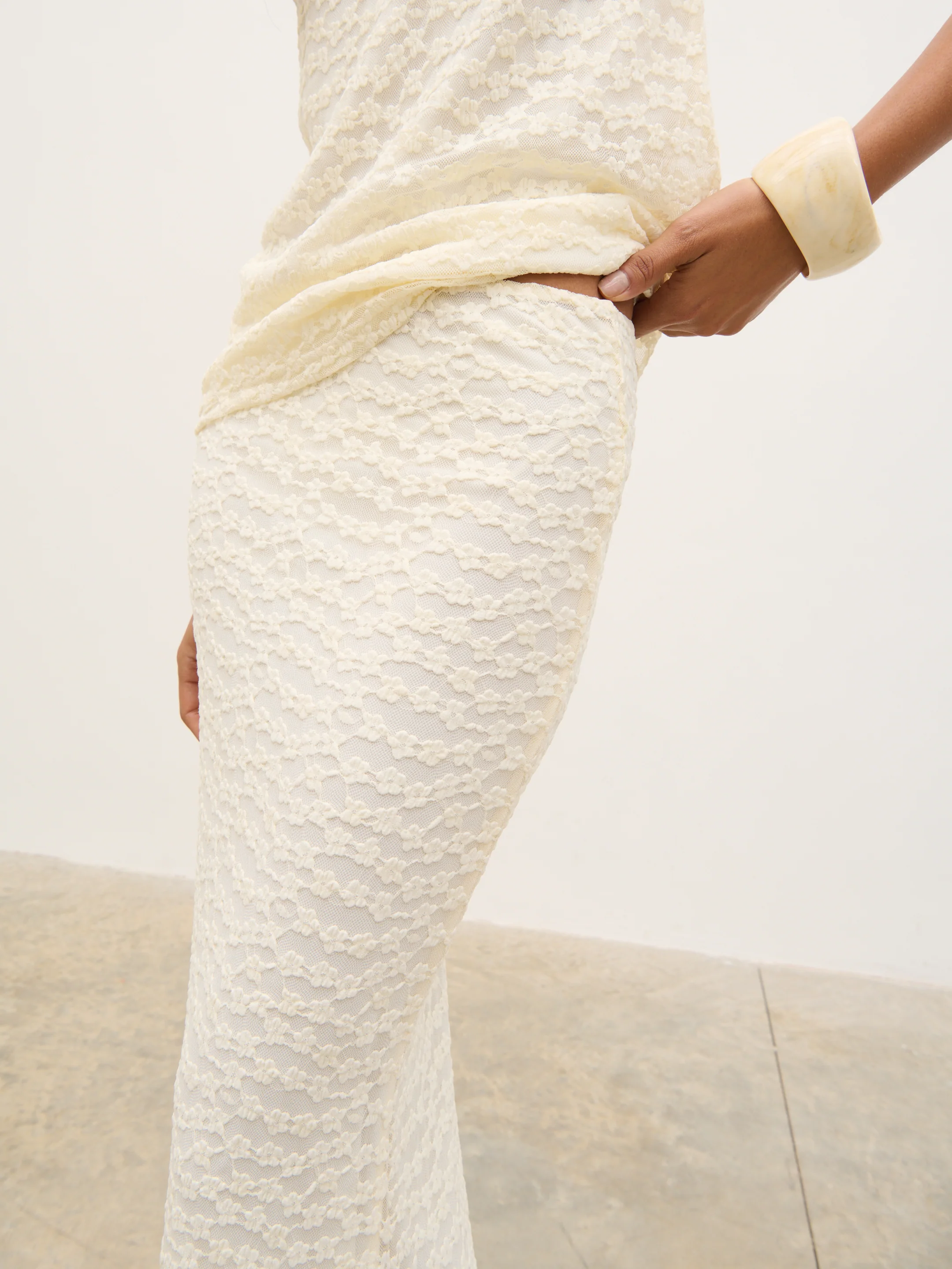 Talia Floral Maxi Skirt - Cream - Image 4