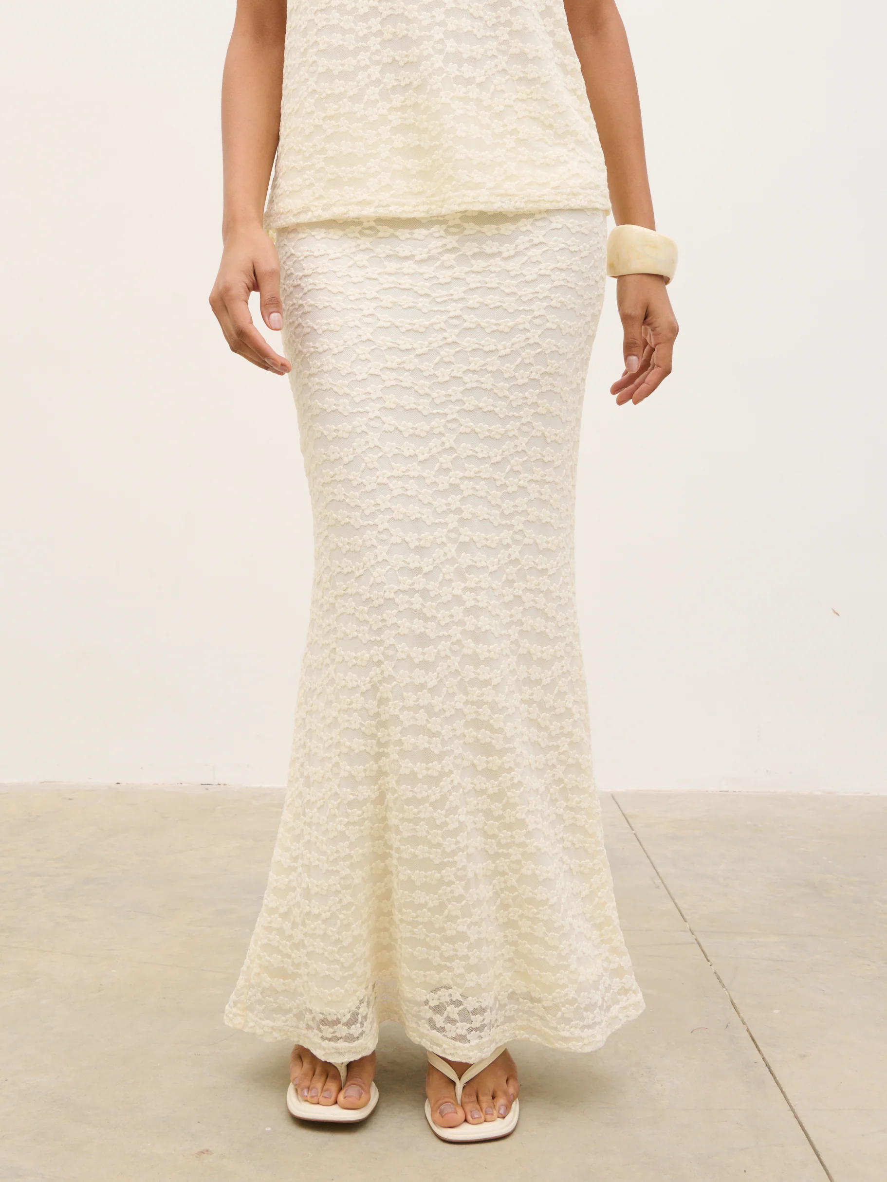 Talia Floral Maxi Skirt - Cream - Image 5