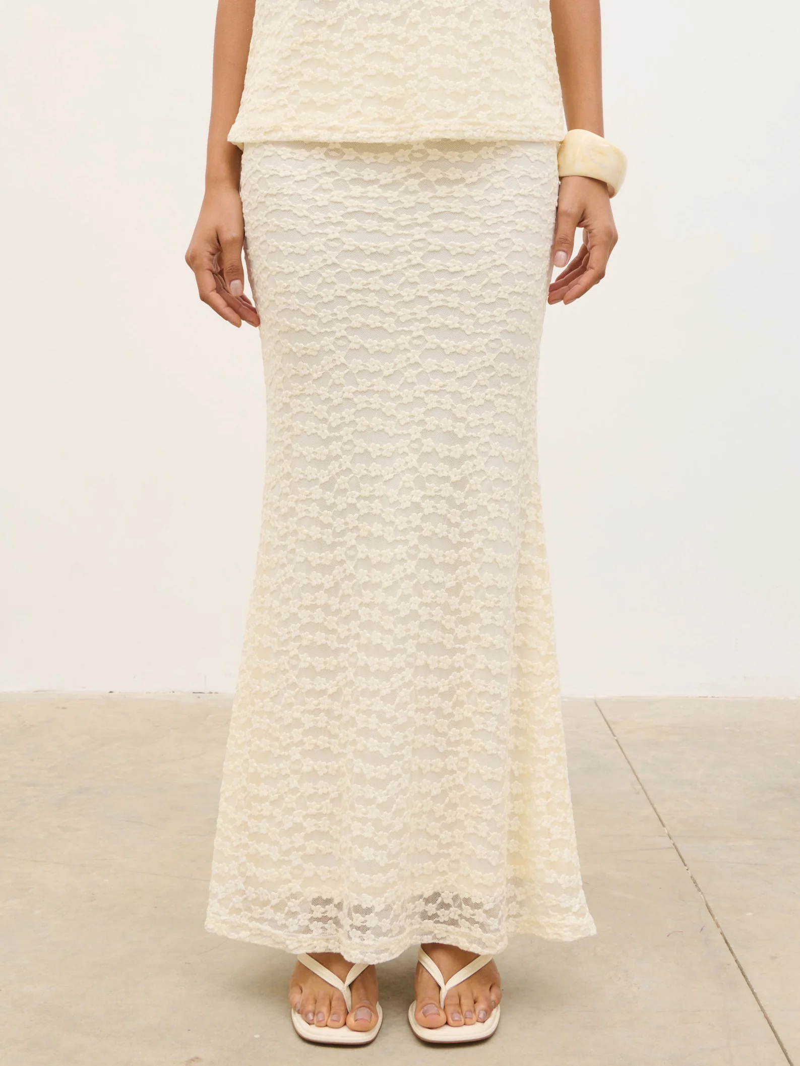 Talia Floral Maxi Skirt - Cream - Image 8