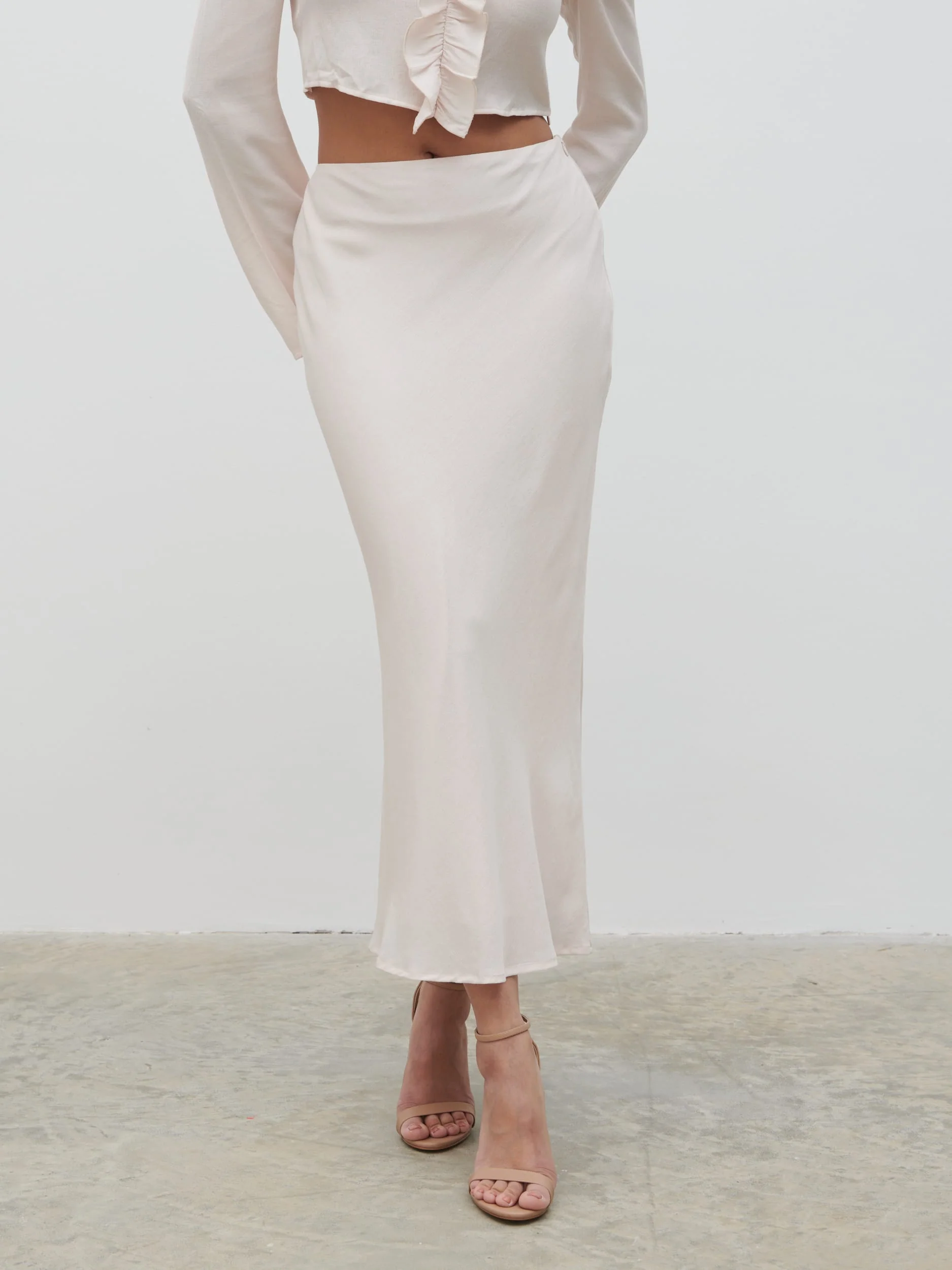 Tiffany Midaxi Skirt - Pale Blush - Image 3