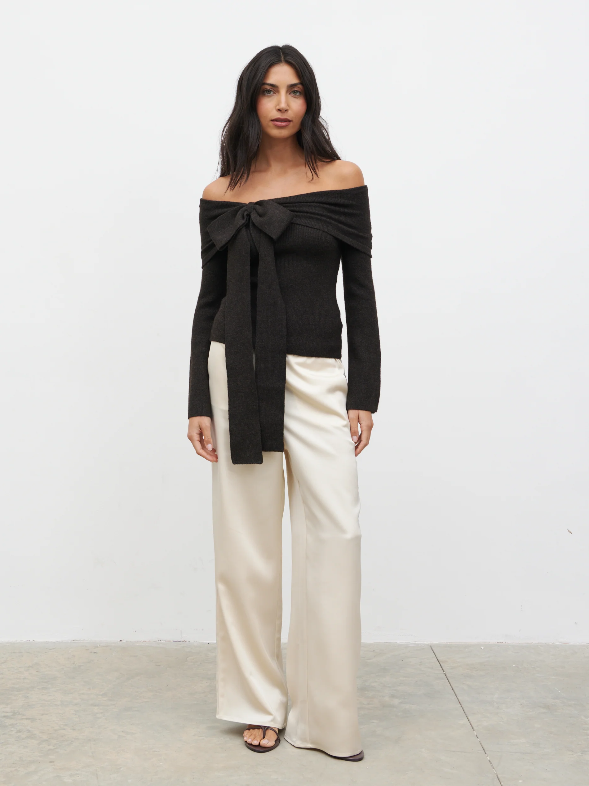 Tilda Bardot Bow Knit Top - Chocolate - Image 5
