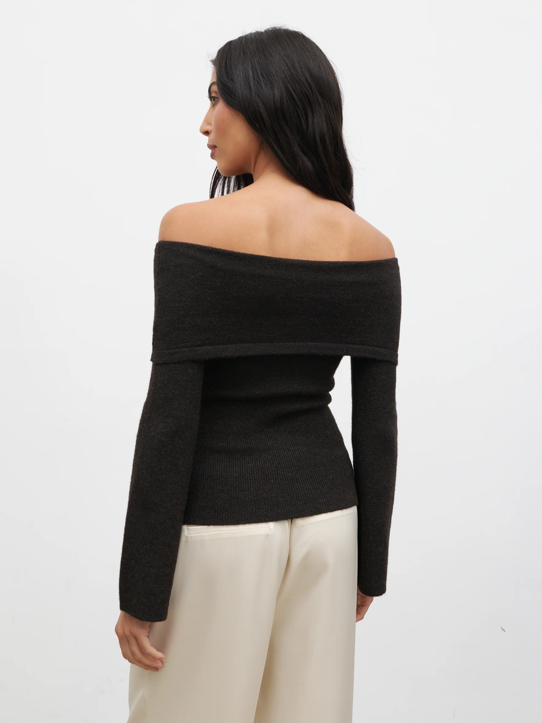 Tilda Bardot Bow Knit Top - Chocolate - Image 6