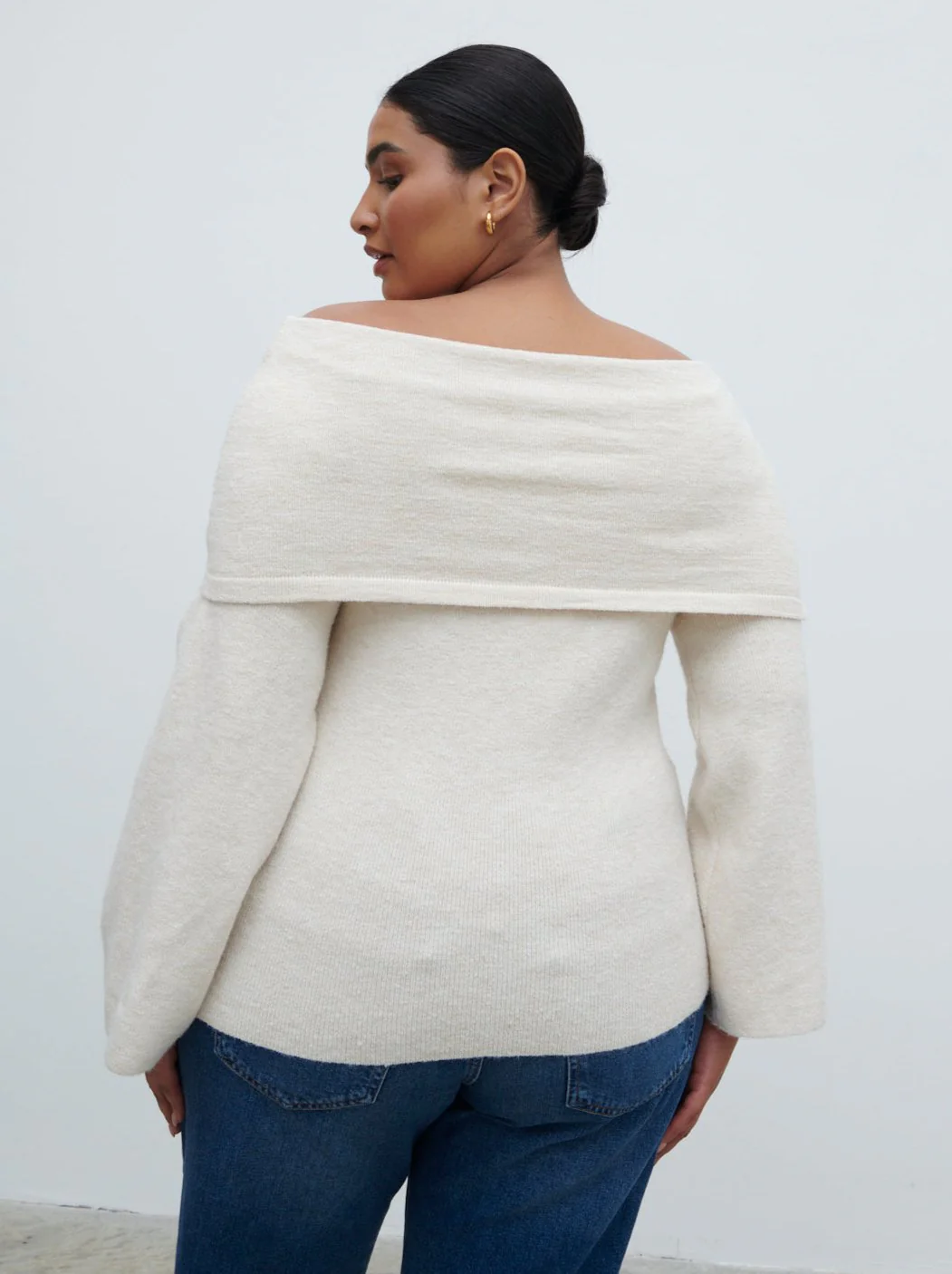 Tilda Bardot Bow Knit Top Curve - Beige - Image 4