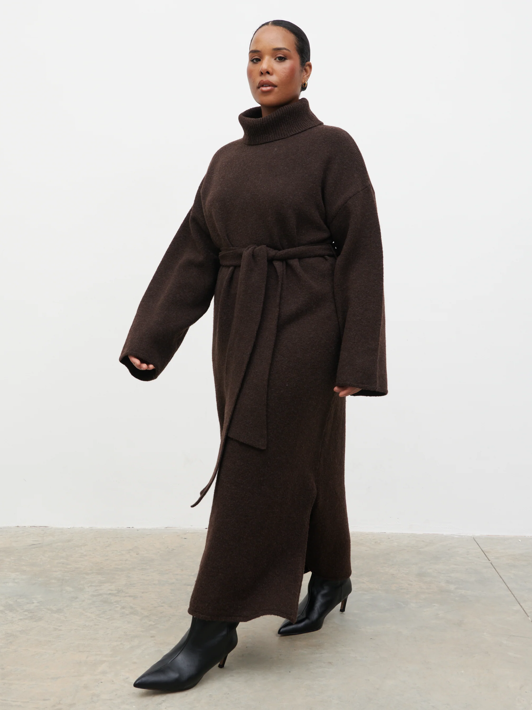 Wrenley Midaxi Knit Dress Curve - Chocolate - Image 5