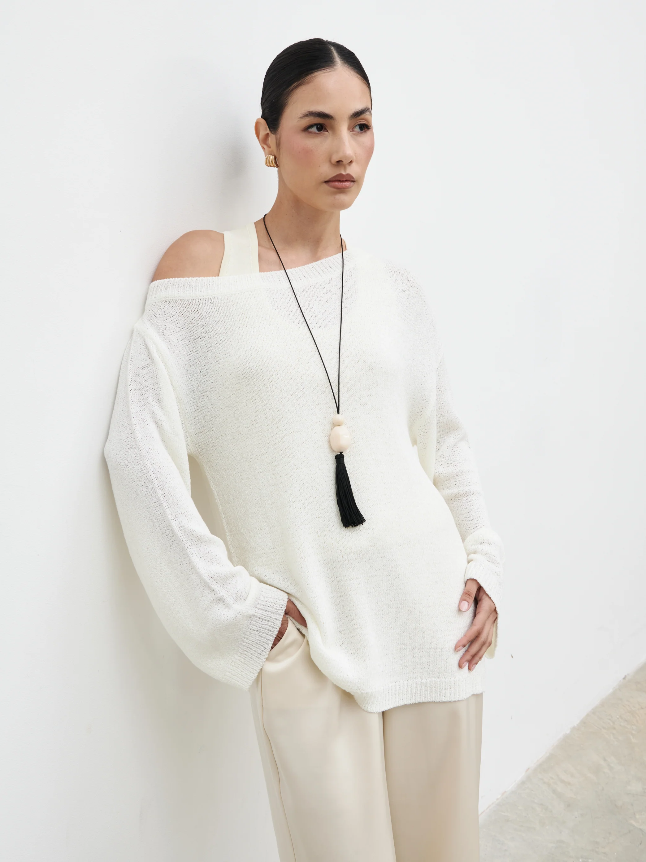 Zelia Fine Knit Off Shoulder Jumper - stone - Image 4