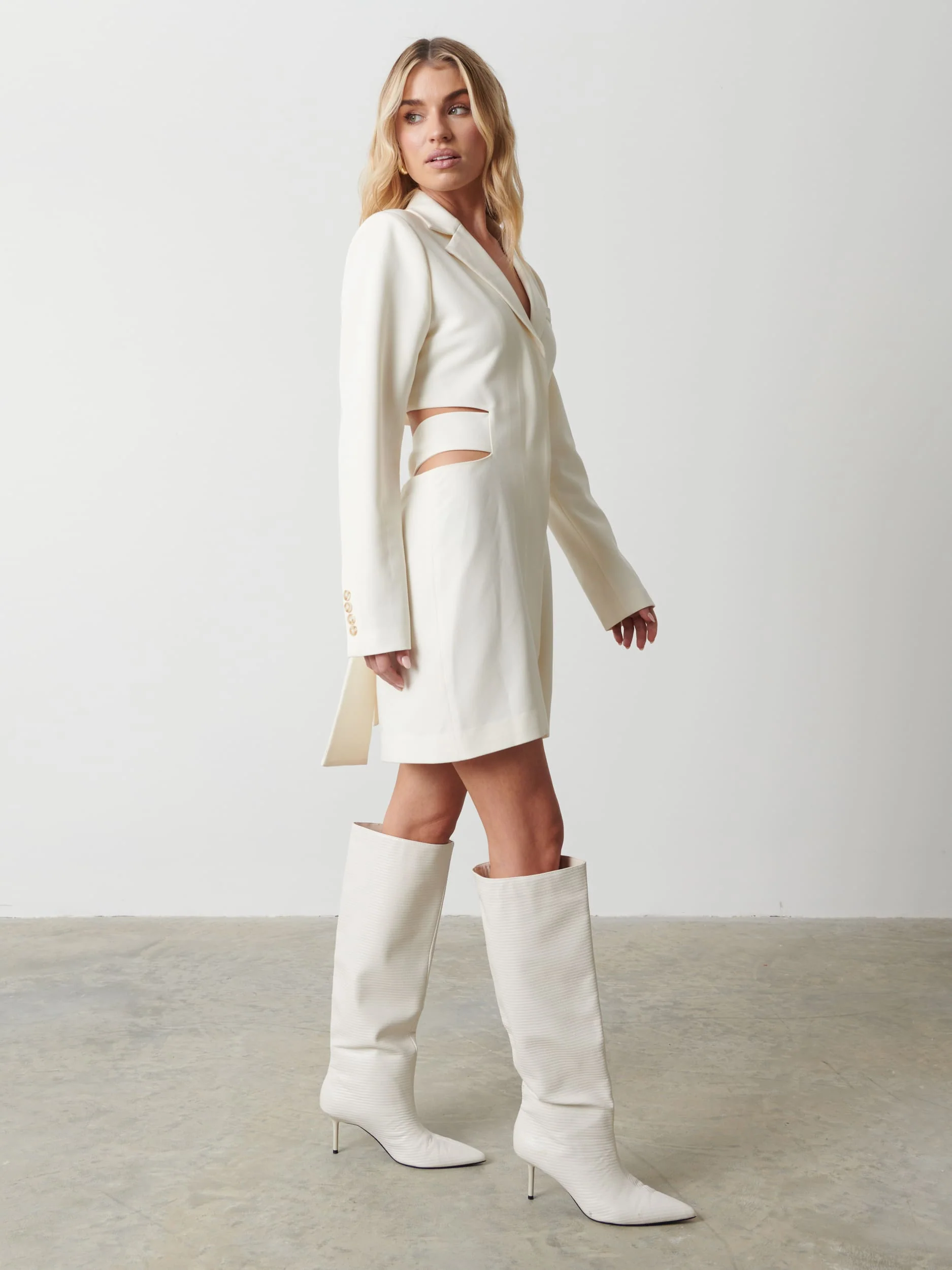 Zoe Cut Out Blazer Dress - Cream - Image 5
